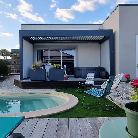 Bleunuit - Location Maison De Vacances Avec Piscine Privée