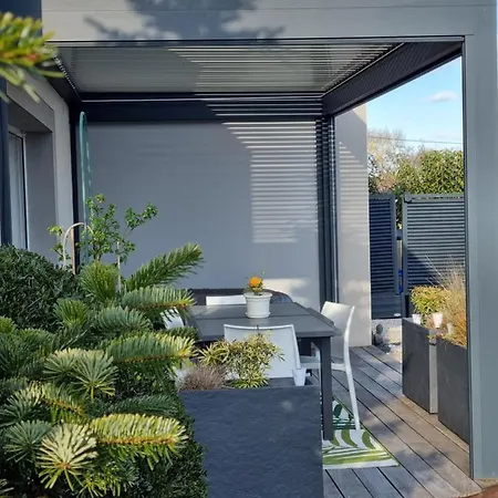 Bleunuit - Location Maison De Vacances Avec Piscine Privée