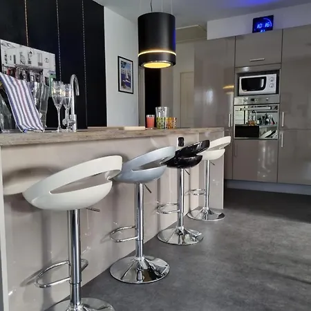 Сasa de vacaciones Bleunuit - Location Maison De Vacances Avec Piscine Privée